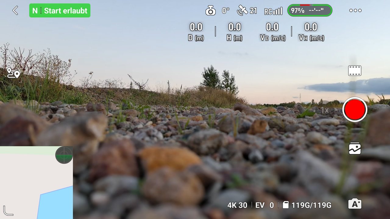Kameraansicht der Potensic Eve App mit 4K-Einstellung und Kartenfeld
