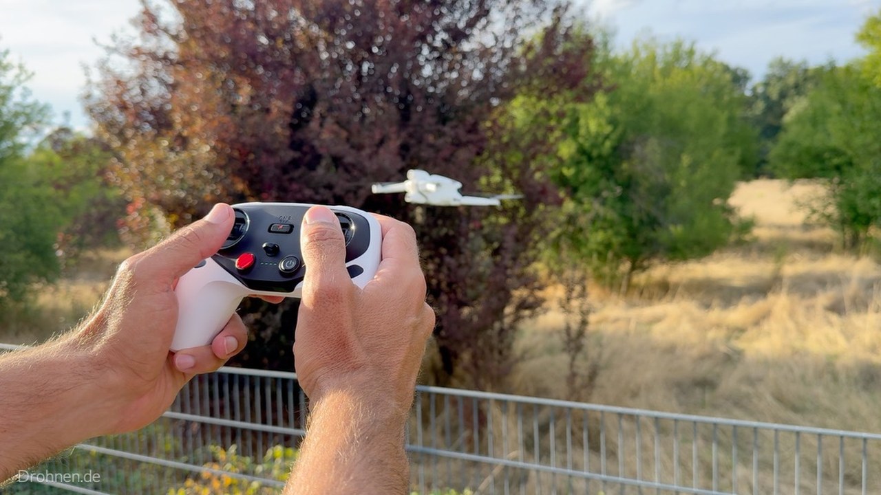 Antigravity A1 Remote Controller im Praxistest mit Vision-Brille