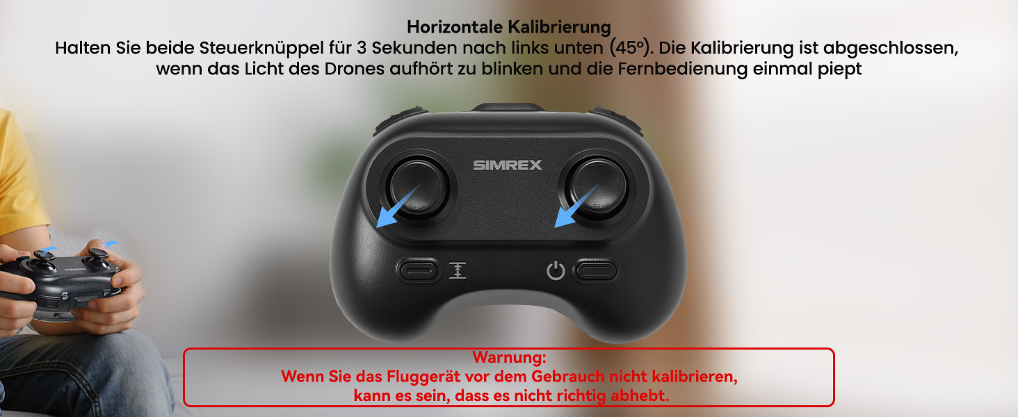 Fernsteuerung der SIMREX X41 mit eingezeichneten Pfeilen für die Kalibrierung beider Steuerknüppel nach links unten